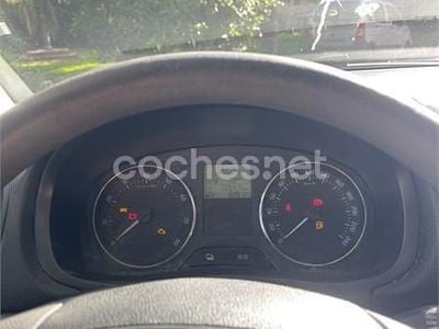 Usado Skoda Fabia Ambition 60 CV (44 kW) 2013 Blanco Berlina