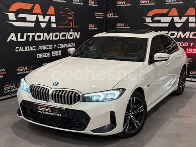 Blanco Usado 2023 BMW 320e Comfort Edition Berlina | 29.500 € (Caro)