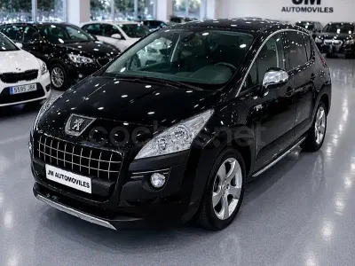 Usado Peugeot 3008 Active 115 CV (84 kW) 2014 Negro Familiar