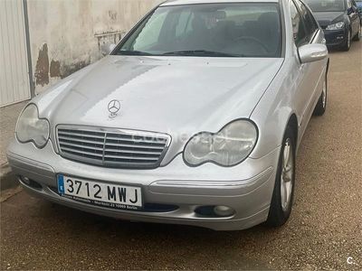 Mercedes C200
