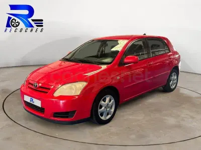 Usado Toyota Corolla Luna 90 CV (66 kW) 2006 Rojo Berlina