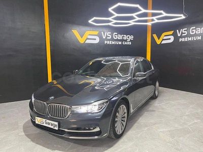 Usado BMW 730 Sport Line 265 CV (194 kW) 2018 Gris / plata Berlina