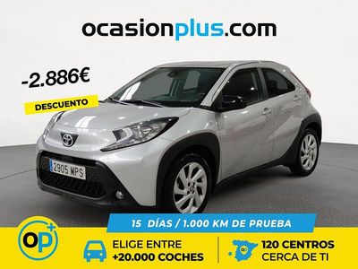 Usado Toyota Aygo X Play 72 CV (52 kW) 2024 Gris SUV