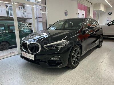 Usado BMW 118 Comfort Edition 136 CV (100 kW) 2022 Negro Utilitario