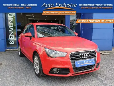 Begagnad Audi A1 Sportback Ambition 105 HK (77 kW) 2013 Röd Halvkombi