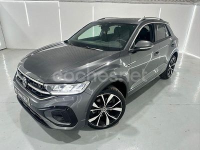 Gris / plata Usado 2023 VW T-Roc R-line SUV | 29.990 € (Caro)