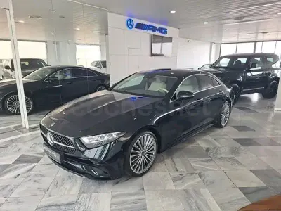 Usado Mercedes CLS220 194 CV (142 kW) 2023 Verde Berlina