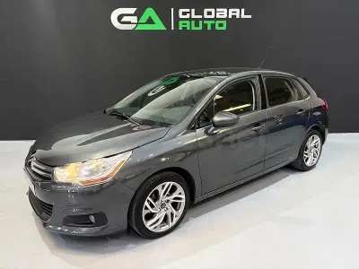 Usado Citroën C4 92 CV (67 kW) 2012 Gris / plata Berlina