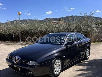 Usado Alfa Romeo 166 220 CV (161 kW) 2003 Negro Berlina