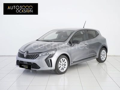 Gris / plata Nuevo 2025 Renault Clio V Evolution Berlina | 17.205 € (Precio justo)