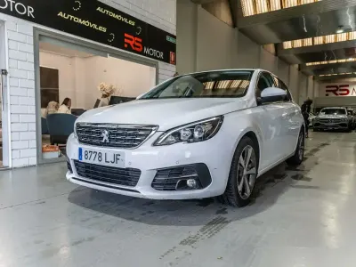 Brugt Peugeot 308 Allure 131 HK (96 kW) 2020 Hvid Hatchback