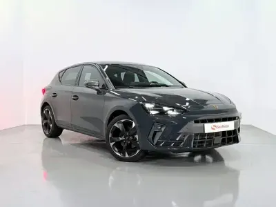Usado Cupra Leon 150 CV (110 kW) 2025 Gris Utilitario
