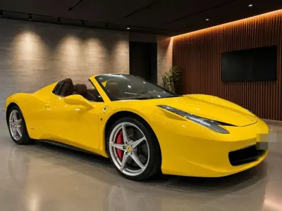 Usado Ferrari 458 570 CV (419 kW) 2012 Amarillo Descapotable