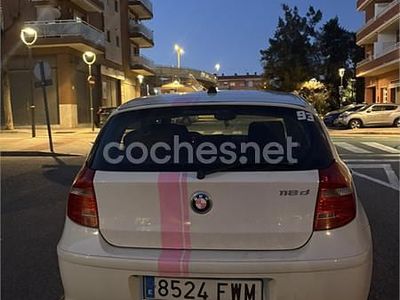 Usado BMW 118 122 CV (89 kW) 2007 Blanco Utilitario