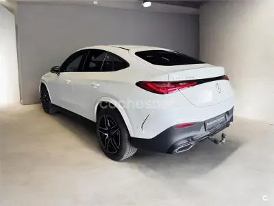 Usado Mercedes GLC300 306 CV (225 kW) 2024 Blanco SUV