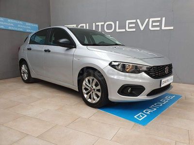 Usado Fiat Tipo Business 120 HP (88 kW) 2020 Cinzento Sedan