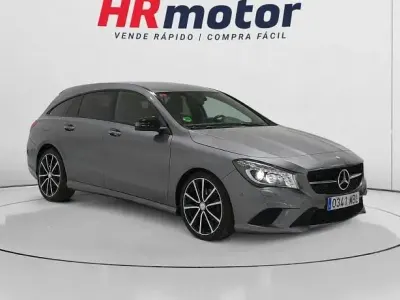 Usado Mercedes CLA200 136 CV (100 kW) 2015 Coupe