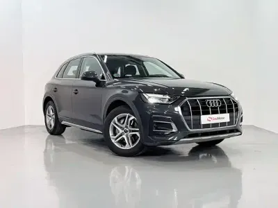 Käytetty Audi Q5 Advanced Plus 163 HP (119 kW) 2023 Harmaa Katumaasturi