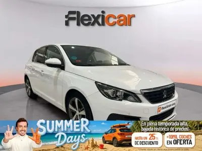 Usado Peugeot 308 Access 101 CV (74 kW) 2019 Blanco Berlina