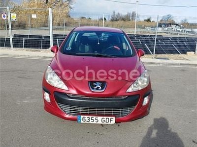 Usado Peugeot 308 SW 90 CV (66 kW) 2008 Rojo Familiar