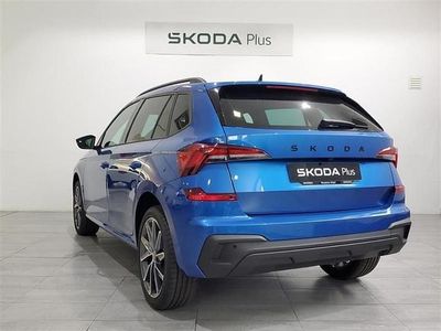 Azul Usado 2025 Skoda Kamiq Sport SUV | 24.400 € (Un poco caro)