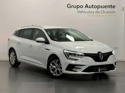 Usado Renault Mégane II Intens 116 CV (85 kW) 2022 Blanco Berlina