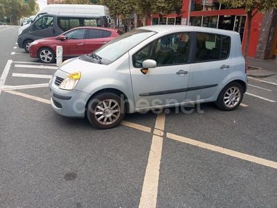 Usado Renault Modus Dynamique 98 CV (72 kW) 2005 Gris / plata Monovolumen