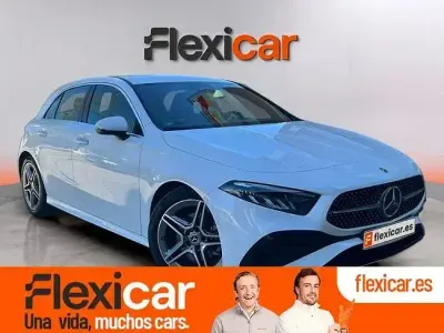 Usado Mercedes A200 150 CV (110 kW) 2024 Blanco