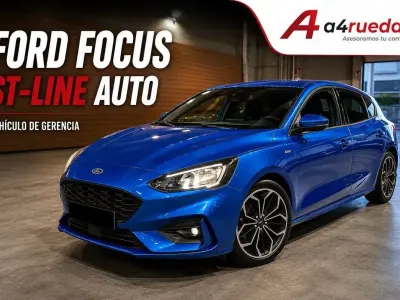 Usado Ford Focus ST-Line 125 CV (91 kW) 2021 Azul Utilitario