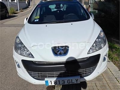 Usado Peugeot 308 SW 110 CV (80 kW) 2010 Blanco Familiar
