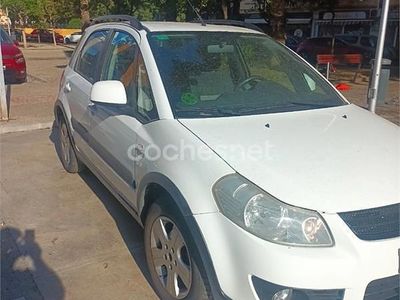 Usado Suzuki SX4 GL 120 CV (88 kW) 2012 Blanco SUV