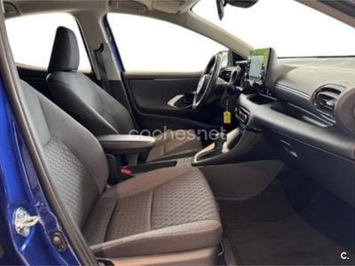Usado Toyota Yaris 125 CV (91 kW) 2022 Azul Utilitario