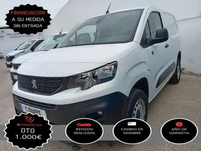 Usado Peugeot Partner Premium 131 CV (96 kW) 2021 Blanco Monovolumen