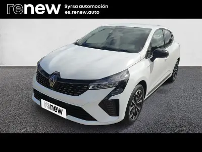 Käytetty Renault Clio V Techno 100 HP (73 kW) 2025 Valkoinen Sedan