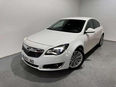 Blanco Usado 2016 Opel Insignia Selective Berlina | 10.899 € (Precio justo)