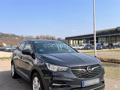Usado Opel Grandland X Ultimate 130 CV (95 kW) 2019 Gris / plata SUV