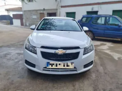 Usado Chevrolet Cruze LS 113 CV (83 kW) 2009 Blanco Berlina