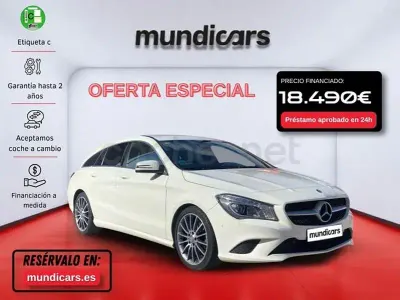 Usado Mercedes CLA220 Shooting Brake 177 CV (130 kW) 2016 Blanco Familiar