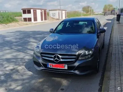 Usado Mercedes C220 Avantgarde 170 CV (125 kW) 2016 Gris / plata Berlina