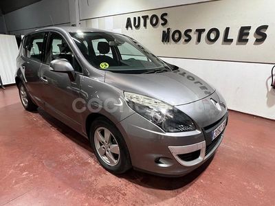 Beige Usado 2009 Renault Scénic III Dynamique Monovolumen | 4250 € (Precio justo)