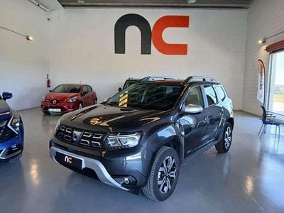 Usado Dacia Duster Prestige 116 CV (85 kW) 2021 Gris / plata SUV