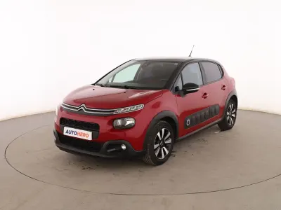 Usado Citroën C3 Feel 82 CV (60 kW) 2019 Rojo Utilitario
