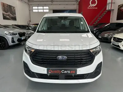 Usado Ford Tourneo Connect Trend 102 CV (75 kW) 2024 Blanco Monovolumen