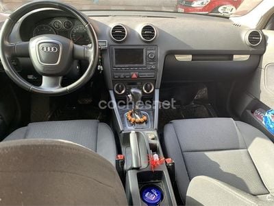 Käytetty Audi A3 Ambiente 140 HP (102 kW) 2006 Harmaa Viistoperä