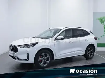 Usado Ford Kuga ST-Line X 225 CV (165 kW) 2024 Blanco SUV
