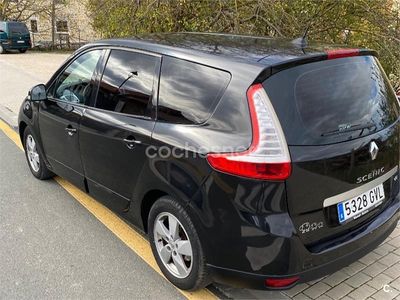 Negro Usado 2010 Renault Grand Scénic III Monovolumen | 4900 €