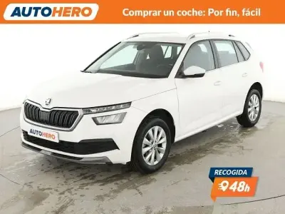 Usado Skoda Kamiq Ambition 95 HP (69 kW) 2021 Branco SUV