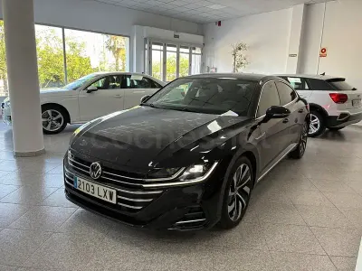 Usado VW Arteon R-line 150 CV (110 kW) 2022 Negro Berlina
