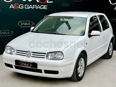 Usado VW Golf IV Conceptline 105 CV (77 kW) 2001 Blanco Berlina