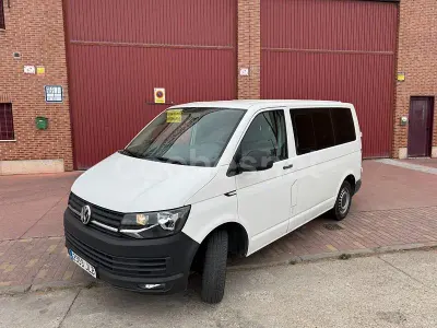 Usado VW Caravelle Trendline 114 CV (83 kW) 2016 Blanco Van